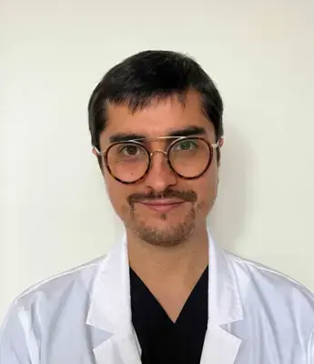 Dr. Mariano Oyarzun
